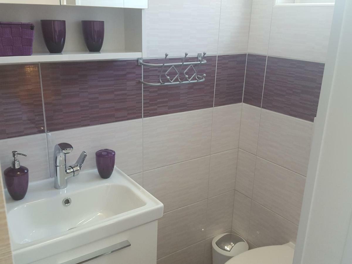 Apartmani Slavica ラブ エクステリア 写真