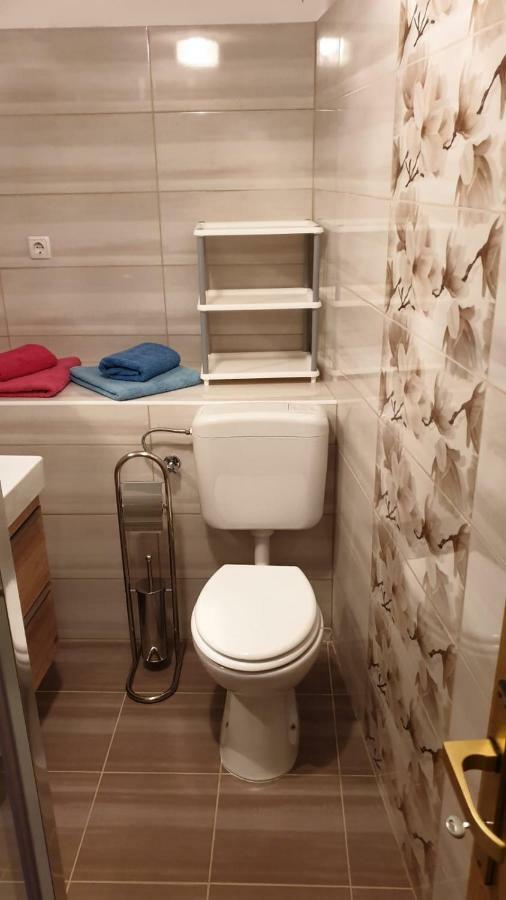 Apartmani Slavica ラブ エクステリア 写真
