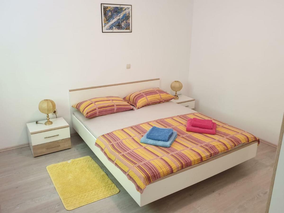 Apartmani Slavica ラブ エクステリア 写真