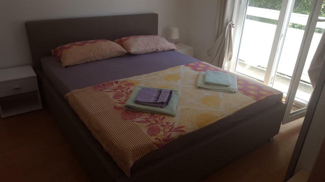 Apartmani Slavica ラブ エクステリア 写真