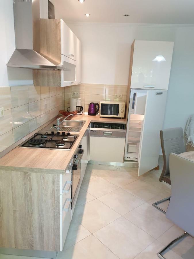 Apartmani Slavica ラブ エクステリア 写真
